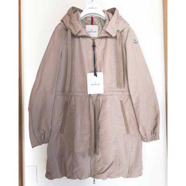 MONCLER(モンクレール)の『専用』☆MONCLERモンクレール☆薄手コートTOPAZE00サイズ♪新品 レディースのジャケット/アウター(スプリングコート)の商品写真