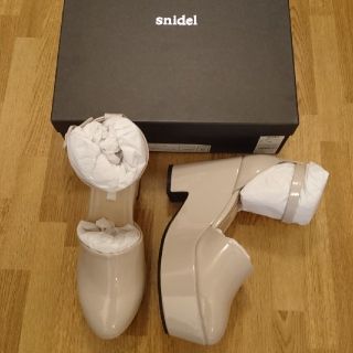 スナイデル(SNIDEL)の新品＊snidel ｱﾝｸﾙｽﾄﾗｯﾌﾟｼｭｰｽﾞ(ハイヒール/パンプス)