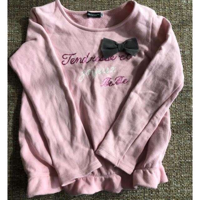 BeBe(ベベ)のBe Be  トレーナー130 キッズ/ベビー/マタニティのキッズ服女の子用(90cm~)(Tシャツ/カットソー)の商品写真