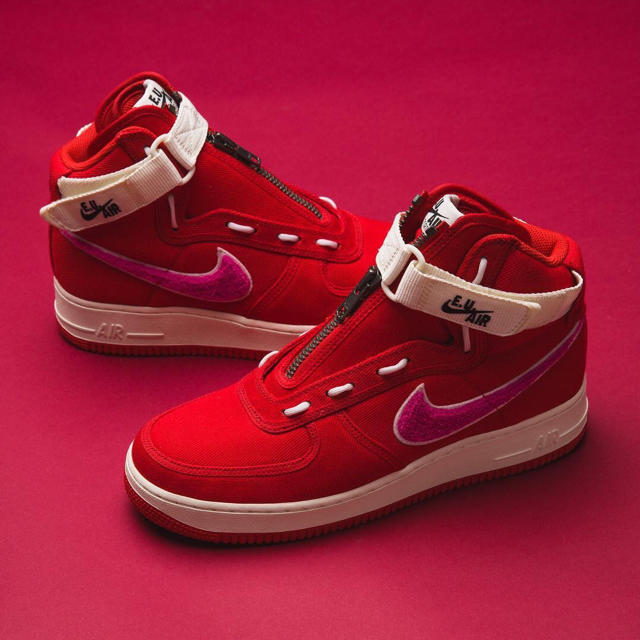 NIKE - ナイキ NIKE エモーショナリーアンアベイラブル × エアフォース