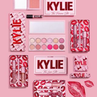 Kylie コスメセット