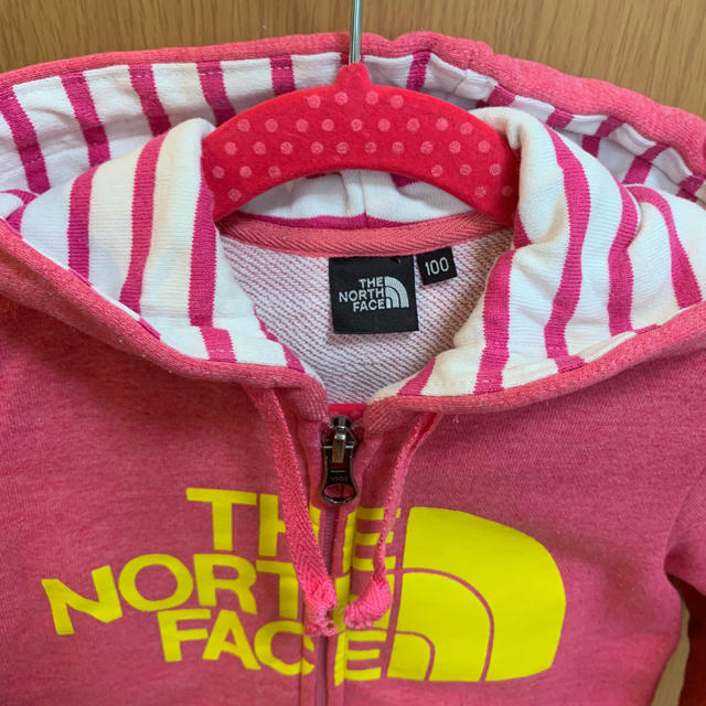 THE NORTH FACE(ザノースフェイス)のTHE NORTH FACE 100cm キッズ/ベビー/マタニティのキッズ服女の子用(90cm~)(ジャケット/上着)の商品写真