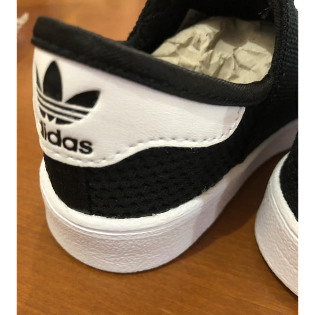 adidas(アディダス)のadidas メッシュ スリッポン  15cm キッズ/ベビー/マタニティのキッズ靴/シューズ(15cm~)(スリッポン)の商品写真