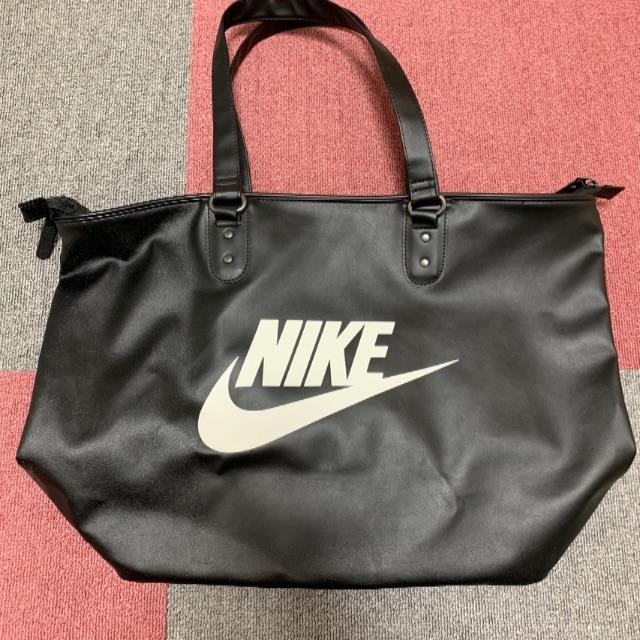 NIKE(ナイキ)のNIKE トートバッグ  supreme好きにも メンズのバッグ(トートバッグ)の商品写真