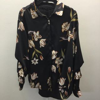 ザラ(ZARA)のZARA ザラ 花柄 シャツ (シャツ/ブラウス(長袖/七分))