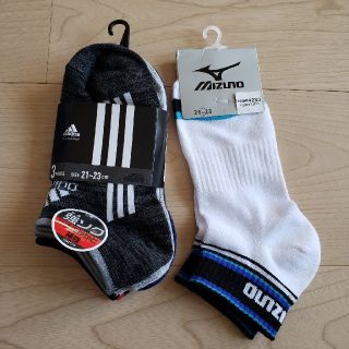 アディダス(adidas)の新品タグつき！アディダス&ミズノ　スニーカーソックス　4足セット(靴下/タイツ)