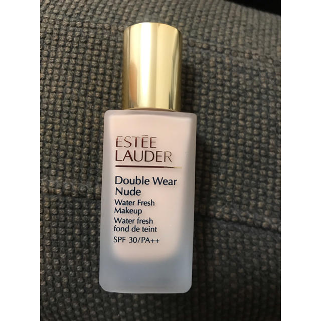 Estee Lauder(エスティローダー)の未使用新品エスティローダー ダブルウエア ファンデーション コスメ/美容のベースメイク/化粧品(ファンデーション)の商品写真