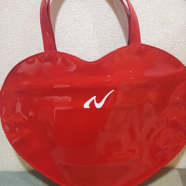Kitamura(キタムラ)のkitamura Nロゴ ビニールバッグ レディースのバッグ(ハンドバッグ)の商品写真