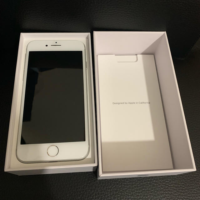 セール新品】 Apple - ぷに様専用iPhone 8 Silver 64 GB docomoの通販