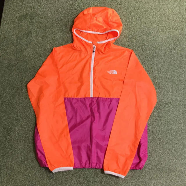 THE NORTH FACE(ザノースフェイス)のはなちゃん様専用 ノースフェイス マウンテンパーカー  レディースのジャケット/アウター(ナイロンジャケット)の商品写真