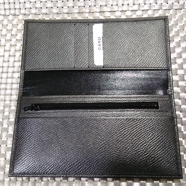 皇居限定 菊の御紋入り 牛革長財布 メタリックグレー 新品未使用 皇居限定 菊の御紋入り 牛革長財布 メタリックグレー 新品未使用