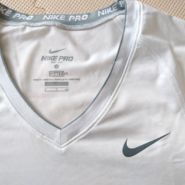 NIKE(ナイキ)のナイキ レディース ロンT ３枚セット レディースのトップス(Tシャツ(長袖/七分))の商品写真