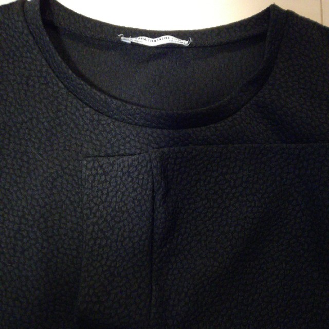 ZARA(ザラ)のザラの黒ロングTシャツ　長袖Tシャツ レディースのトップス(Tシャツ(長袖/七分))の商品写真