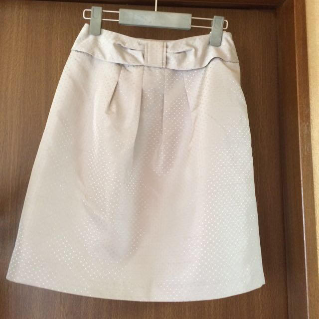 CLEAR IMPRESSION(クリアインプレッション)の♡グレー光沢スカート♡ レディースのスカート(ひざ丈スカート)の商品写真