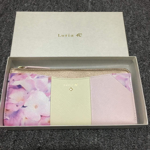 ☆完売品☆   ルリア4℃ 長財布 花柄 ピンク