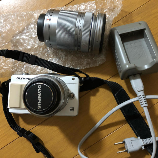 OLYMPUS PEN mini E-PM2