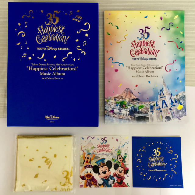 Disney(ディズニー)の【初回生産限定盤】TDR35周年デラックス・ボックス エンタメ/ホビーのエンタメ その他(その他)の商品写真