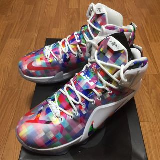 ナイキ(NIKE)のNIKE LEBRON XII EXT プリズム(スニーカー)