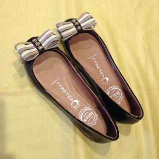 エナメルリボンパンプス(ハイヒール/パンプス)