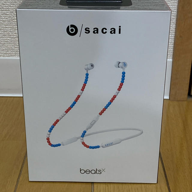 beatsx × サカイ Special Edition トゥルーホワイト