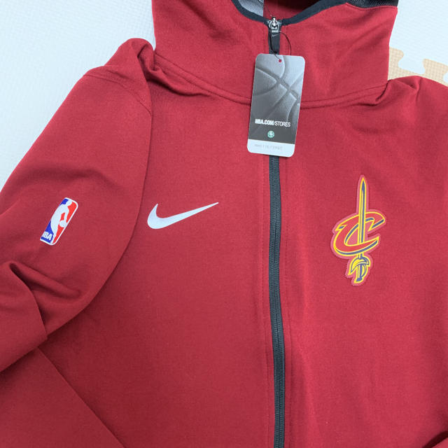 NIKE(ナイキ)の新品 L ナイキ CLE ショータイム フルジップ フーディ  メンズのトップス(パーカー)の商品写真