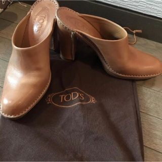 トッズ(TOD'S)のTOD'S サボ サンダル 本革(サンダル)