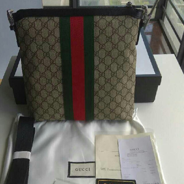 Gucci(グッチ)のGUCCI ショルダーバック メンズのバッグ(ショルダーバッグ)の商品写真