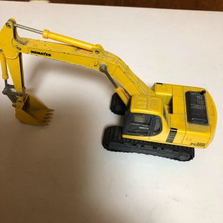 KOMATSU☆ショベルカーPC200(ミニカー)