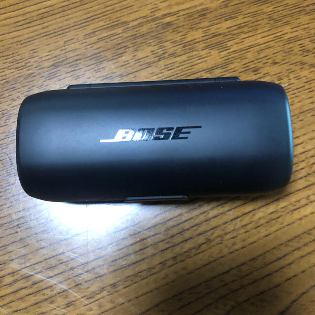 BOSE(ボーズ)のBOSE ワイヤレスイヤホン スマホ/家電/カメラのオーディオ機器(ヘッドフォン/イヤフォン)の商品写真