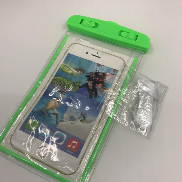 携帯用防水ケース カバー ストラップ付き 新品 グリーンの通販 by 天立商店|ラクマ