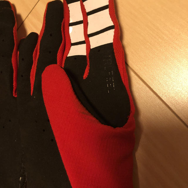 Supreme(シュプリーム)のSupreme Fox Racing Bomber LT Gloves 赤 メンズのファッション小物(手袋)の商品写真