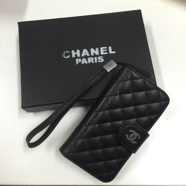 CHANEL - iPhoneケースの通販 by あいり's shop｜シャネルならラクマ