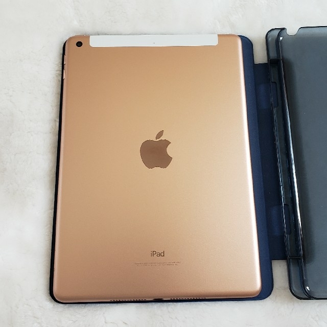 iPad 9.7第6世代(2018) Wi-Fi+Cellular 32GB等々