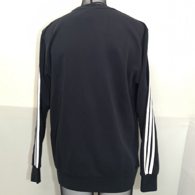 adidas(アディダス)のakhaさん専用新品adidas　メンズトレーナーとTOMY長袖Tシャツ メンズのトップス(スウェット)の商品写真