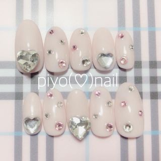 ハートストーンキラキラシンプルネイルチップ♡量産型 ハンドメイドのアクセサリー(ネイルチップ)の商品写真