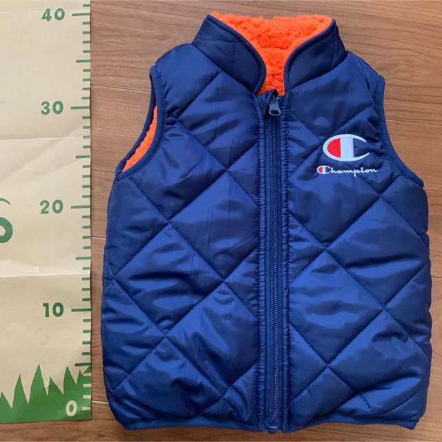 Champion(チャンピオン)のチャンピオン ベスト 90 キッズ/ベビー/マタニティのキッズ服男の子用(90cm~)(ジャケット/上着)の商品写真