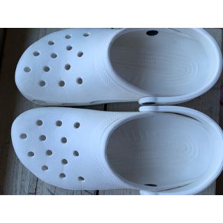 クロックス(crocs)のクロックス W８白(サンダル)