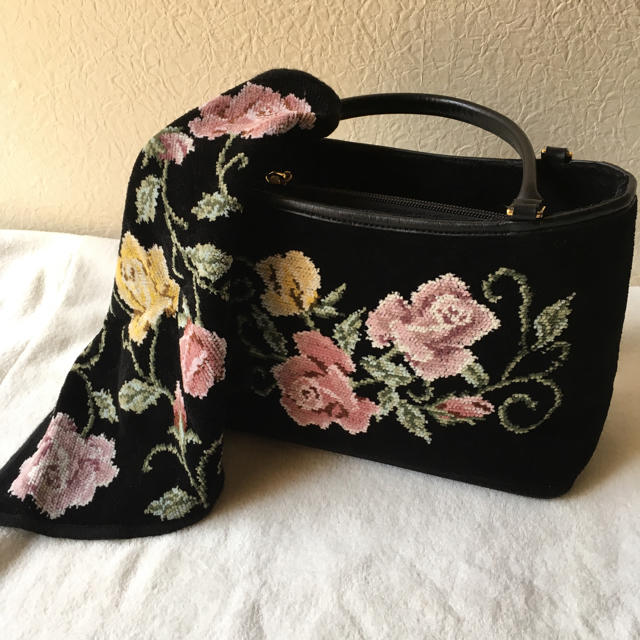 FEILER(フェイラー)のホットマンハンドバッグ、美品❗️フェイラーコーチグッチお値下げしました❗️ レディースのバッグ(ハンドバッグ)の商品写真