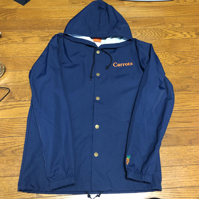 Supreme(シュプリーム)のcarrots コーチジャケット ネイビー Sサイズ キャロッツ anwar メンズのジャケット/アウター(ナイロンジャケット)の商品写真