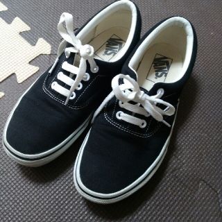 ヴァンズ(VANS)のVANS黒スニーカー　22.5(スニーカー)