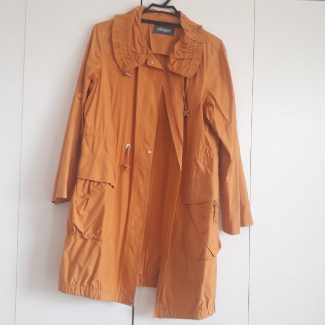 オレンジのスプリングコート☆ レディースのジャケット/アウター(スプリングコート)の商品写真