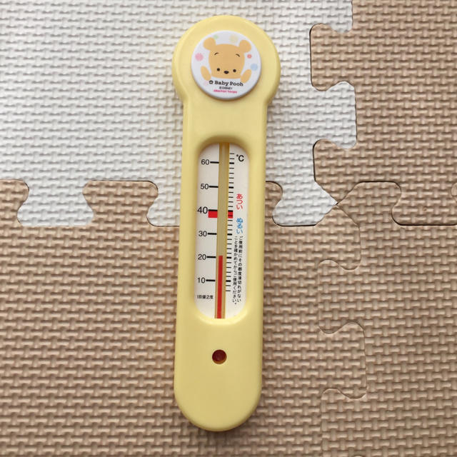 Disney(ディズニー)のお風呂用 温度計 くまのプーさん キッズ/ベビー/マタニティのおもちゃ(お風呂のおもちゃ)の商品写真
