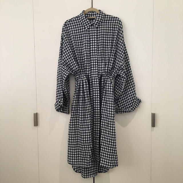 ZARA(ザラ)のZARA ギンガム チェック 前開き シャツワンピース レディースのワンピース(ひざ丈ワンピース)の商品写真