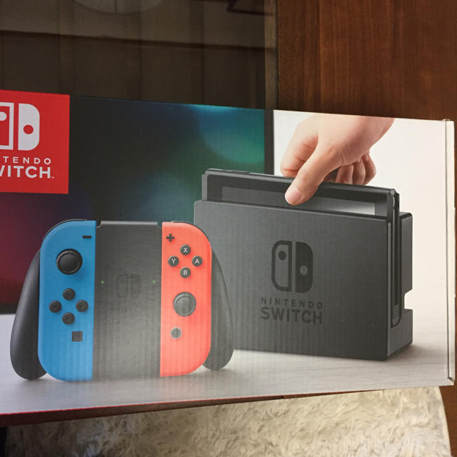 ニンテンドースイッチ 本体  ＋ダウンロードソフト ネオンブルー ネオンレッド