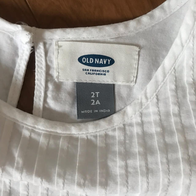 Old Navy(オールドネイビー)のこいも様専用♡オールドネイビー 裾レースブラウス キッズ/ベビー/マタニティのキッズ服女の子用(90cm~)(ブラウス)の商品写真