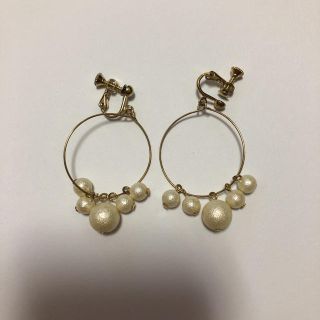 スリーコインズ フープイヤリング イヤリングの通販 8点 3coinsのレディースを買うならラクマ スリーコインズ フープイヤリング イヤリングの通販 8点 3coinsのレディースを買うならラクマ