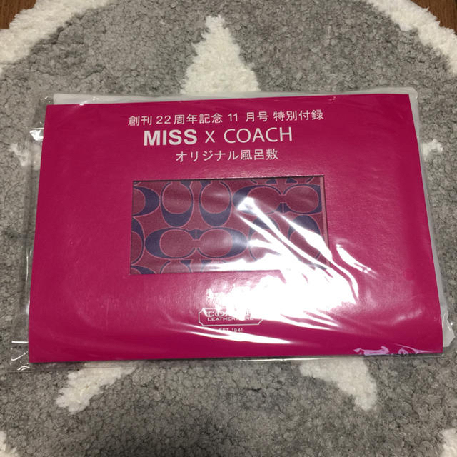 COACH(コーチ)の新品 COACH コーチ 風呂敷 MISS 付録 レディースの水着/浴衣(和装小物)の商品写真