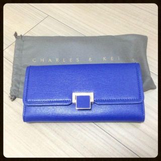 チャールズアンドキース(Charles and Keith)の美品タグ有★チャールズ＆キースの長財布★(財布)