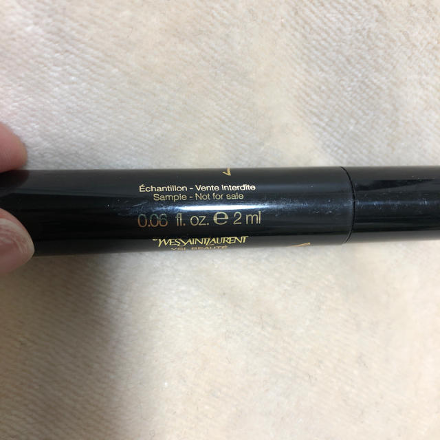 Yves Saint Laurent Beaute(イヴサンローランボーテ)のイヴ・サンローラン マスカラ ミニ 2ml ブラック コスメ/美容のベースメイク/化粧品(マスカラ)の商品写真