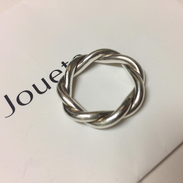 ete(エテ)のjouete ジェンダレス ツイストリング レディースのアクセサリー(リング(指輪))の商品写真